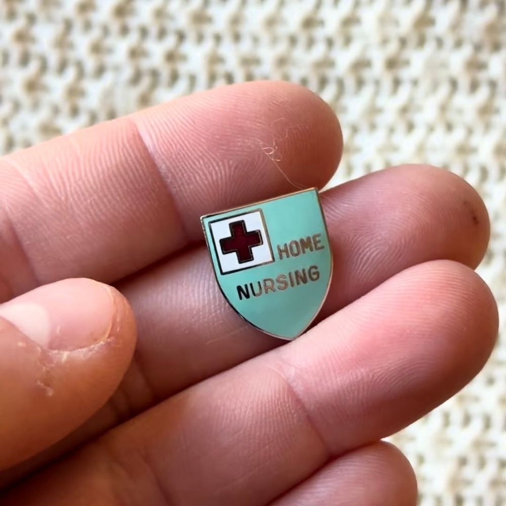 Home Nursing Pin Enamel Lapel Medical Nurse CNA Gift